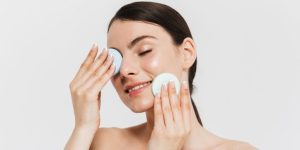 The Benefits of Incorporating Retinol Into Your Skincare